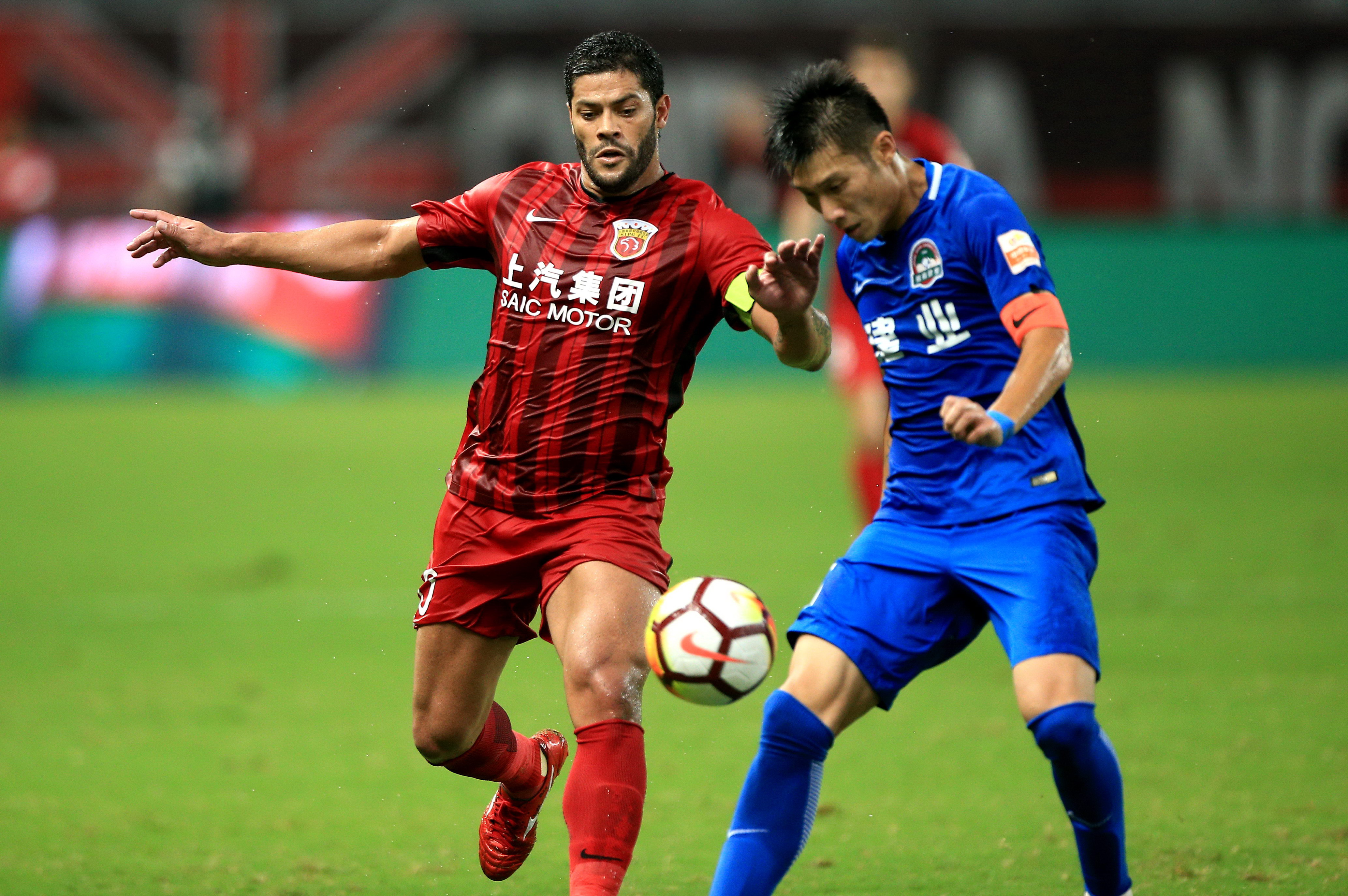 包含建业客场挑战上港，力求全取三分的词条