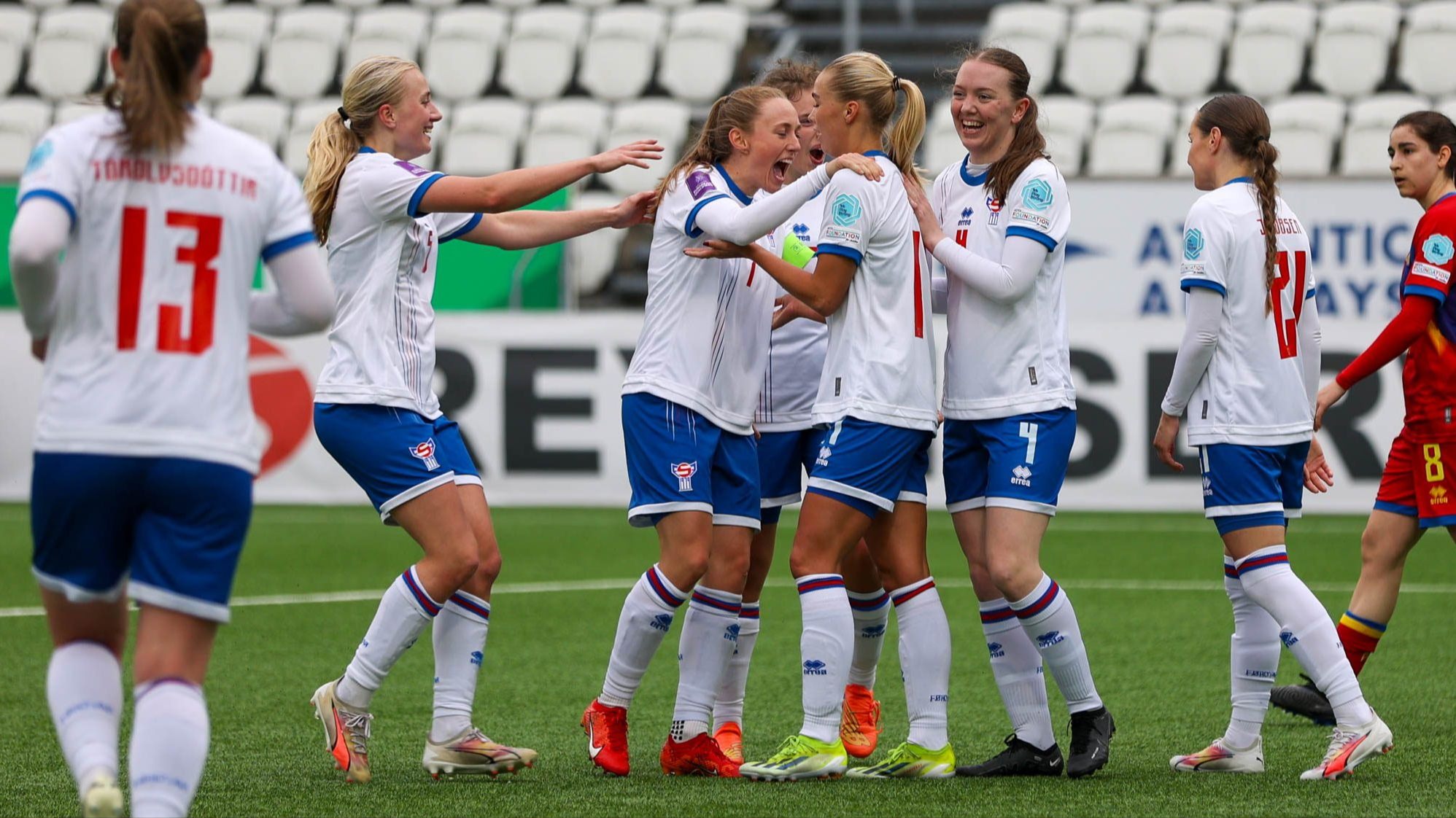 法国女足战胜葡萄牙女足,获得欧洲女足联赛 法国女足战胜葡萄牙女足,获得欧洲女足联赛