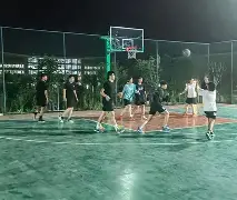 新赛季的篮球比赛即将升级,让球迷充满期待英文 新赛季的篮球比赛即将升级,让球迷充满期待英文