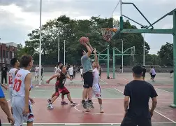 湖北男篮走出困境，勇敢追逐胜利的阳光的简单介绍